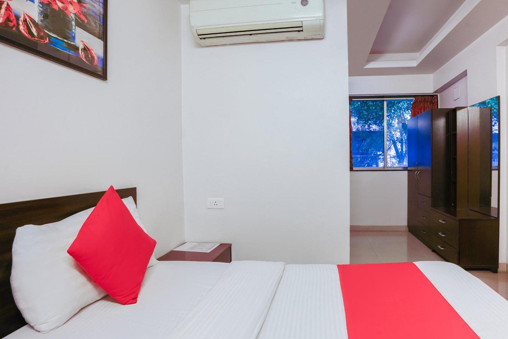 Hotel O The Royal Samrat Пюн Екстериор снимка